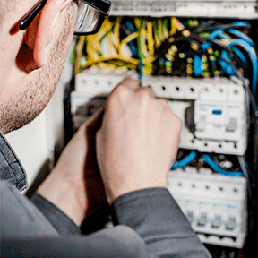 electrical-SMDB-&-DB-repair-services-in-dubai